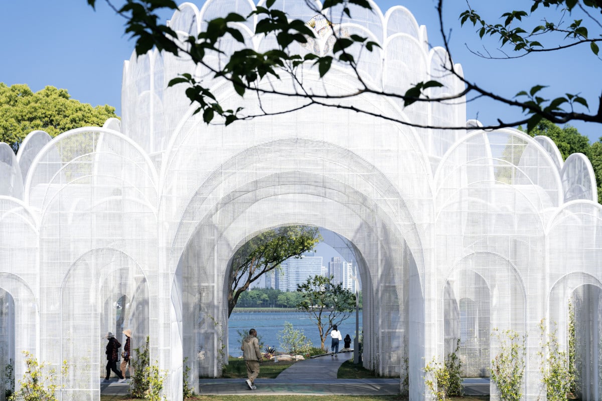 Emerald Screen Pergola by Wutopia Lab in Wuxi, China